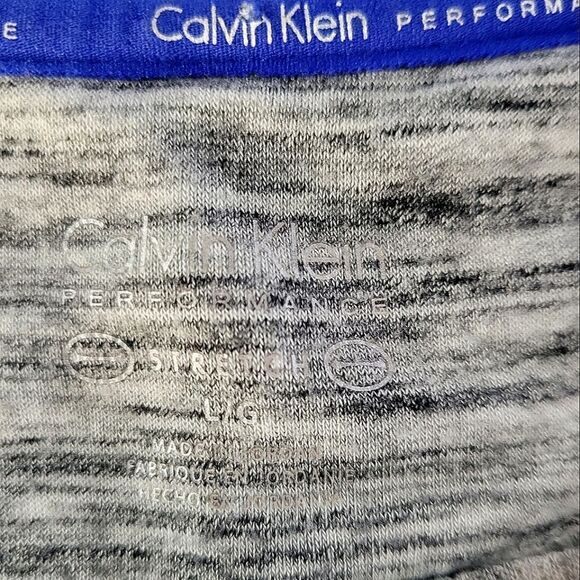 Calvin Klein Performance Roundneck Long Sleeve Pullover Top - Picture 2 of 12